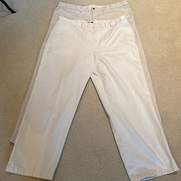 Two pairs of men’s khakis - Picture 1 of 7